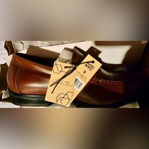Madden NYC Gunner Loafer- Men’s Size 9- Cognac- New in Box